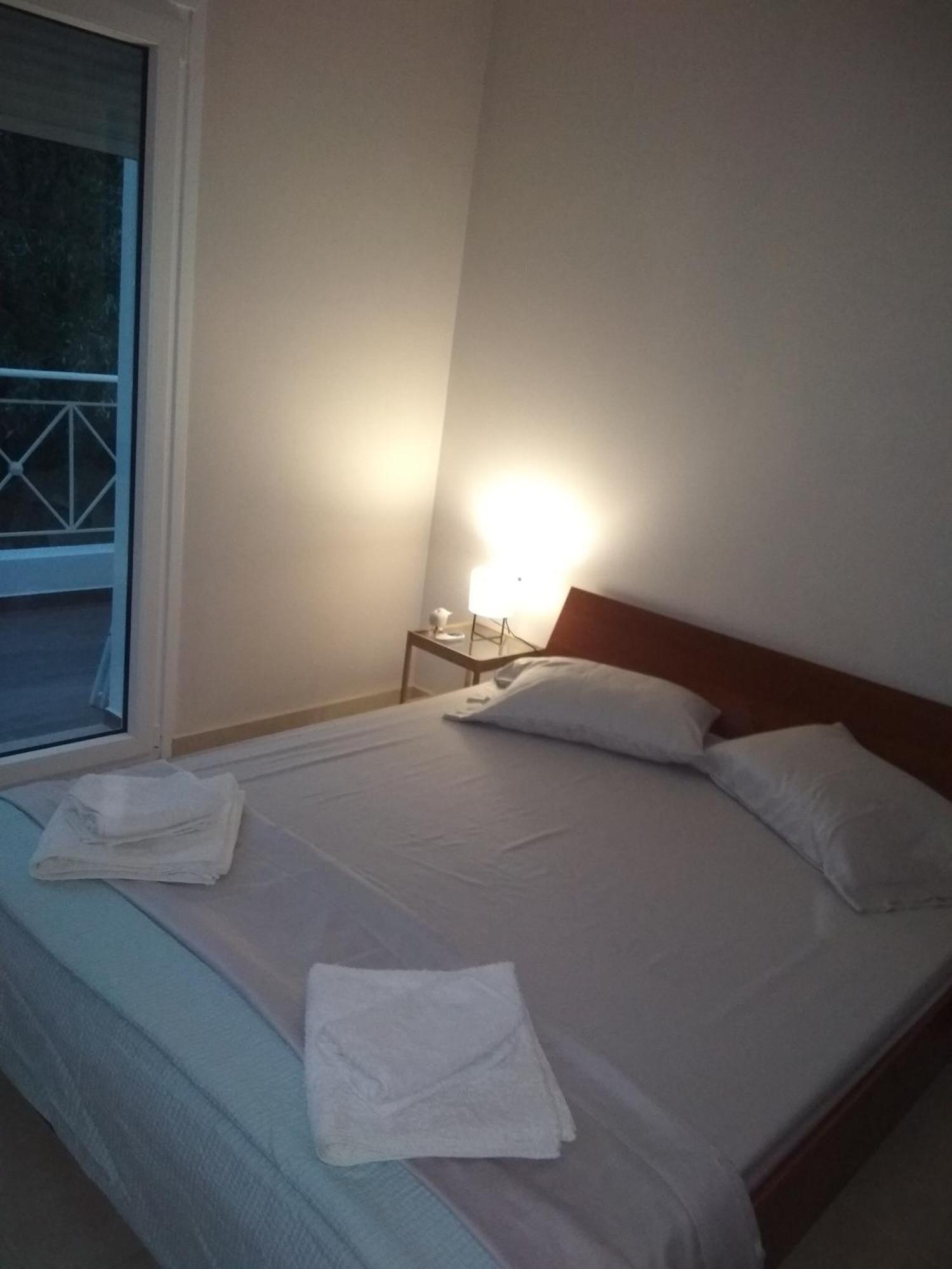 Cozy Villa Vita Lagonisi Kalivia Thorikou Номер фото